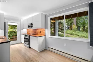 4360 SW Dickinson St, Portland, OR 97219 - Photo 2