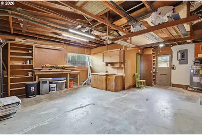 2070 Terresa Ave, Eugene, OR 97408 - Photo 32