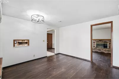 2070 Terresa Ave, Eugene, OR 97408 - Photo 10