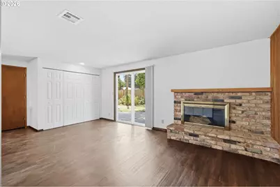 2070 Terresa Ave, Eugene, OR 97408 - Photo 12