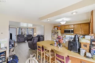 1247 1st Ave, Sweet Home, OR 97386 - Photo 6