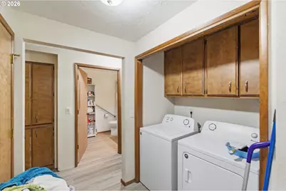 1247 1st Ave, Sweet Home, OR 97386 - Photo 18