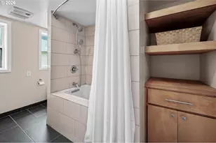 8460 SW Fairway Dr, Portland, OR 97225 - Photo 30