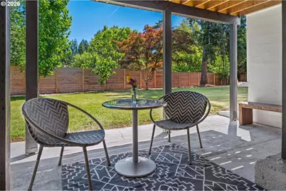 8460 SW Fairway Dr, Portland, OR 97225 - Photo 26