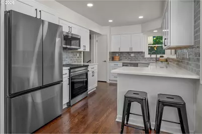 8460 SW Fairway Dr, Portland, OR 97225 - Photo 12