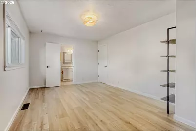 17741 SE Marie St, Portland, OR 97236 - Photo 14