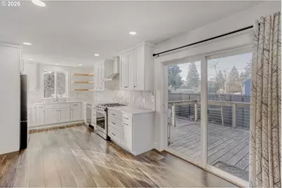 17741 SE Marie St, Portland, OR 97236 - Photo 10