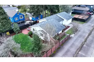 17741 SE Marie St, Portland, OR 97236 - Photo 36