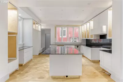 2377 NW Kearney St, Portland, OR 97210 - Photo 6