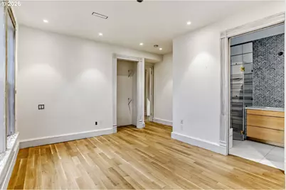 2377 NW Kearney St, Portland, OR 97210 - Photo 10