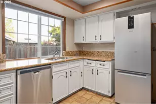 2215 Princeton Dr, Eugene, OR 97405 - Photo 20