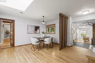 2210 SW Broadway Dr, Portland, OR 97201 - Photo 14