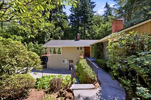 2210 SW Broadway Dr, Portland, OR 97201 - Photo 6