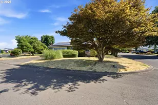 1404 Umpqua Rd, Woodburn, OR 97071 - Photo 4