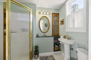 336 Hill St, Silverton, OR 97381 - Photo 18