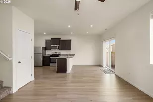 3974 SW Knapp Dr, Gresham, OR 97080 - Photo 6