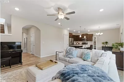 21180 Peyton Cir, Aurora, OR 97002 - Photo 4