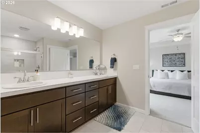 21180 Peyton Cir, Aurora, OR 97002 - Photo 16