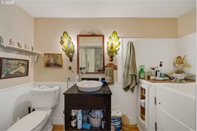 1313 1st St, Tillamook, OR 97141 - Photo 12