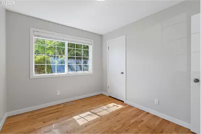 2140 SW Knollcrest Dr, Portland, OR 97225 - Photo 22