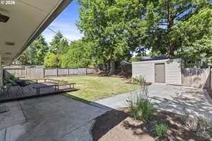 2140 SW Knollcrest Dr, Portland, OR 97225 - Photo 26