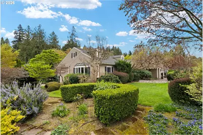 17359 Wren Ct, Lake Oswego, OR 97034 - Photo 2