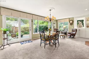 17359 Wren Ct, Lake Oswego, OR 97034 - Photo 8