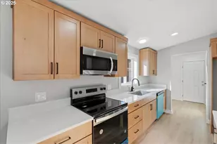 11515 NE 71st St, Vancouver, WA 98662 - Photo 14