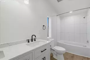 11515 NE 71st St, Vancouver, WA 98662 - Photo 18