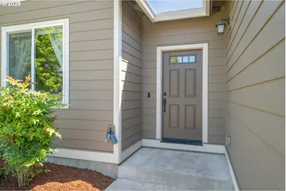 575 Egret Ave, Halsey, OR 97348 - Photo 4