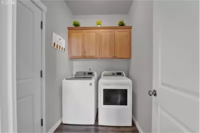 575 Egret Ave, Halsey, OR 97348 - Photo 30
