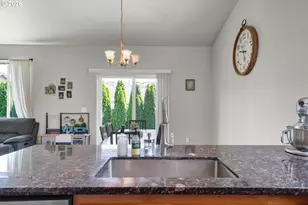 575 Egret Ave, Halsey, OR 97348 - Photo 16