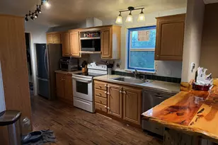 87479 N Star Ln, Christmas Valley, OR 97641 - Photo 10