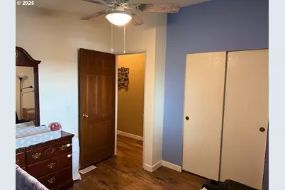 87479 N Star Ln, Christmas Valley, OR 97641 - Photo 16