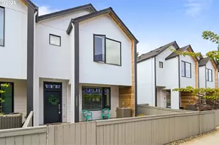 12021 SE 5th St, Vancouver, WA 98683 - Photo 2