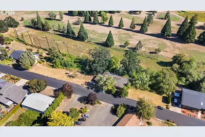 Sw Bayou Dr #700, McMinnville, OR 97128 - Photo 2