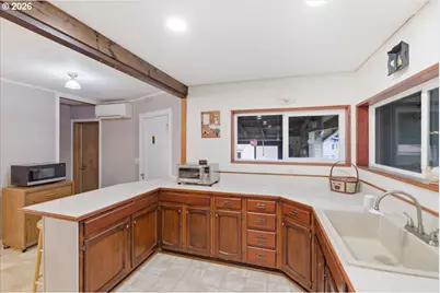 1115 Juniper St, Sweet Home, OR 97386 - Photo 4