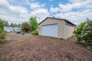 1115 Juniper St, Sweet Home, OR 97386 - Photo 38