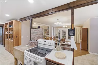 1115 Juniper St, Sweet Home, OR 97386 - Photo 8