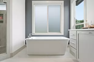 2012 NW 44th Ave, Camas, WA 98607 - Photo 28