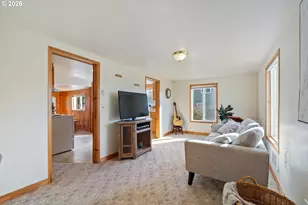 138 N Dolphin St, Rockaway Beach, OR 97136 - Photo 6