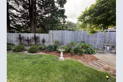 1149 Juniper Ave, Coos Bay, OR 97420 - Photo 38