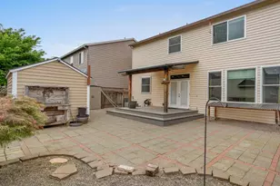726 NW Harvest Moon Dr, Hillsboro, OR 97124 - Photo 36