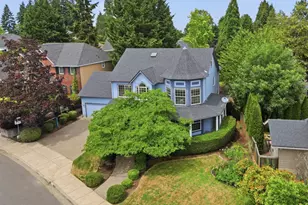 3325 Park Hills Dr, Eugene, OR 97405 - Photo 2