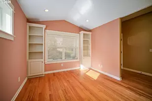 736 SE St Andrews Ln, Dallas, OR 97338 - Photo 8