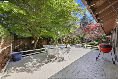 15625 NE Fargo Ct, Portland, OR 97230 - Photo 36