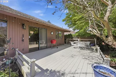 15625 NE Fargo Ct, Portland, OR 97230 - Photo 34