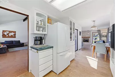 15625 NE Fargo Ct, Portland, OR 97230 - Photo 12