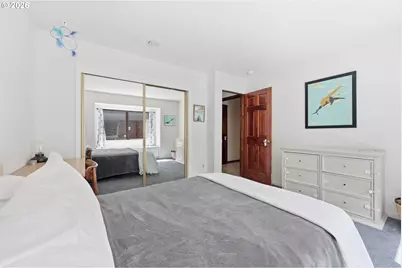 15625 NE Fargo Ct, Portland, OR 97230 - Photo 24