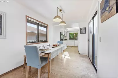 15625 NE Fargo Ct, Portland, OR 97230 - Photo 14